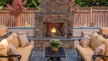 Majestic - Courtyard 42" Traditional Outdoor Vent Free Natural Gas Fireplace With IntelliFire Ignition System-United Backyard